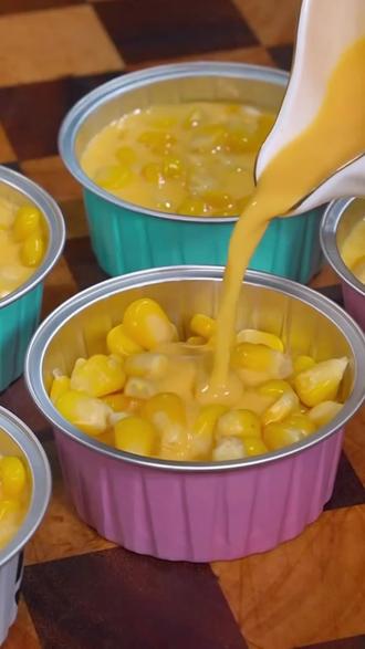 如果你有空气炸锅,玉米粒就能做的小蛋糕一定不要错过,太香了#空气炸锅美食 #玉米的神仙吃法 #锡纸碗美食