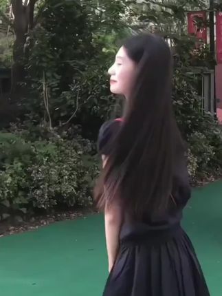 连衣裙2025夏季新款女韩系穿搭翻领短袖收腰显瘦设计感百褶裙子