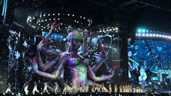 pleasure 深圳 首场 谢幕
V1 末几排边疆位视角
#蔡依林 #演唱会
#演唱会是一个巨大的乌托邦 #演唱会回忆 #深圳