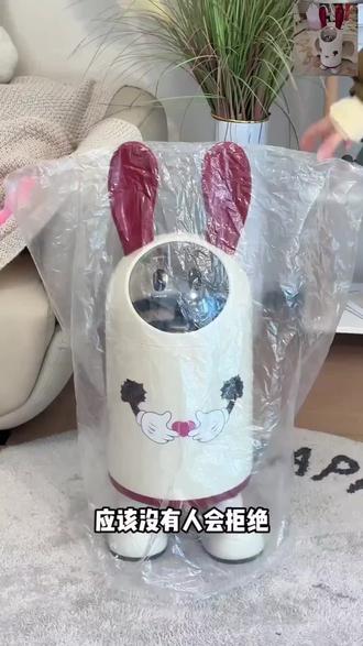 兔子垃圾桶太可爱了吧,环保pp材质很厚实,双桶设计垃圾袋不外漏,带盖子干净又卫生,超萌的兔耳垃圾桶很有质感,双筒滑盖设计,放家里干净又卫生#加厚垃圾桶#垃圾桶#居家好物#可移动垃圾桶#客厅垃圾桶