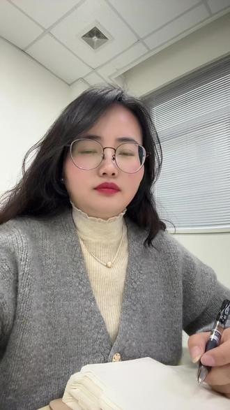 企业打工人必看!养老金到底怎么算?官方测算入口一次讲全!
手把手教你查自己退休能领多少钱,看完再也不迷糊,赶紧收藏自查!
#养老金 #企业职工 #退休攻略 #社保养老金 #职场干货