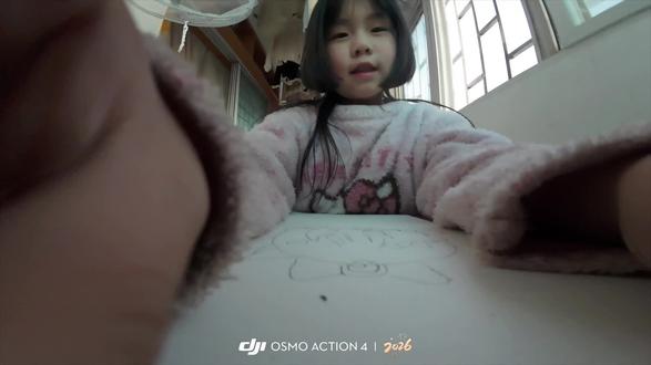 好久没更新了,今天更新一下这幅画画的是我的OC #谁还没个隐藏技能 #满级小孩迷惑行为大赏 #画渣本渣