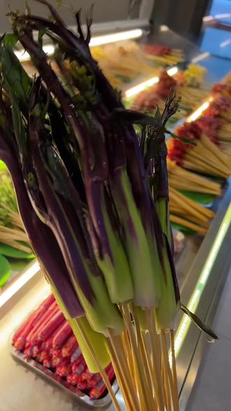 红菜苔跟奈斯😍😍😍#烤牛肉串 #舌尖上的味道 #回头率爆棚 #真材实料才能做出好味道