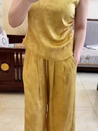 2025夏季新款新中式休闲气质套装女提花修身无袖上衣阔腿裤两件套#面料柔软舒适 #时尚潮流穿搭 #气质女人味穿搭