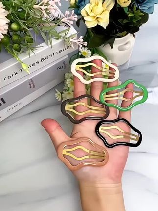 头饰发夹网红升级款 云朵状镂空碎发前额刘海侧边气质发夹#头饰发饰 #碎发整理 #碎发夹