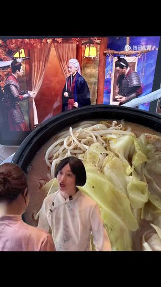 你提刘文祥干啥呀(我经常吃的那家休息了这家不去那家卖相好)#周小闹 #紫薯精 #刘文祥 #喜人奇妙夜 #麻辣烫