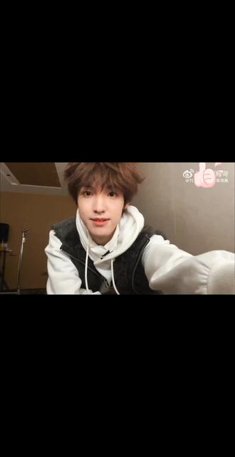 妈呀,这个东北银,太有东北味了#张泽禹