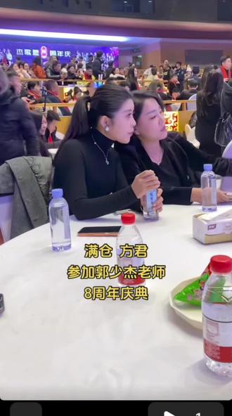 @祁隆 老师@方君🎙️ @满仓(大陕北)👑 @抖音玩法合伙人计划
#一首好听的歌分享给大家