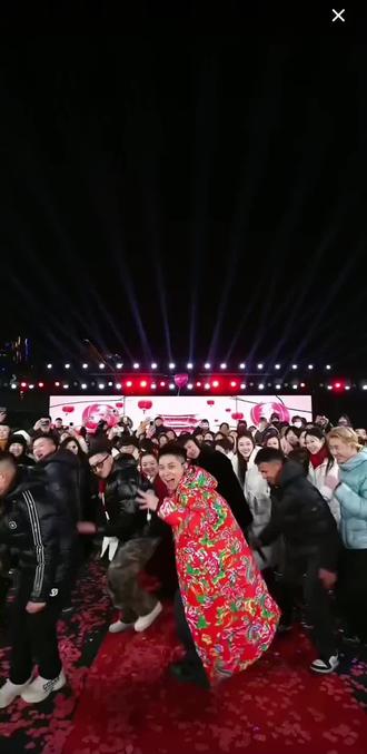 🎉救命!这氛围感直接拉满!#王小国 #飘哥 #J爷 #93大舞台