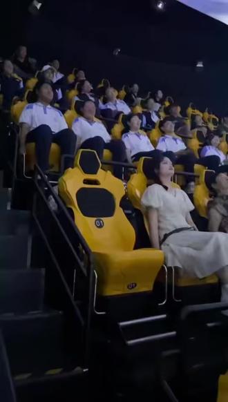 3月28日开业狂欢!昆山海洋世界球幕震撼启幕✨
360°全景穹顶包裹深海秘境,巨鲸游过头顶、水母漫天飞舞,沉浸式海底大冒险超逼真!遛娃首选不费妈,科普又好玩,全家尖叫不停,解锁春日遛娃新地标!#常熟同城#常熟游玩推荐#亲子遛娃好去处#海洋世界#视觉震撼