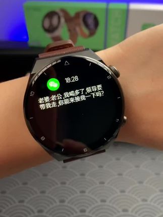 多功能智能手表,接打电话,听歌,微信,血压仪等,高端大气#智能手表 #甄选联盟629 #刘二狗