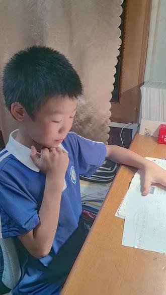三年级娃写数学作业,画第四单元复习的思维导图#学习使我快乐
