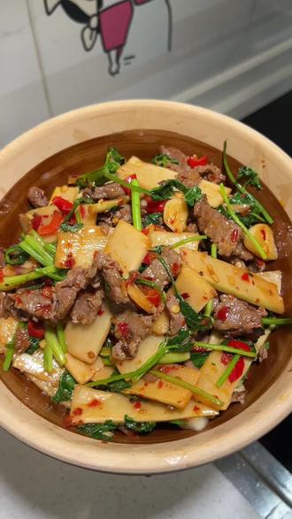 必须给你们安利这道酸笋炒牛肉,简直太下饭太好吃了#酸笋炒牛肉 #牛肉 #下饭菜