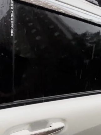 下雨天晴雨挡就派上用场了#赛那 #格瑞维亚
