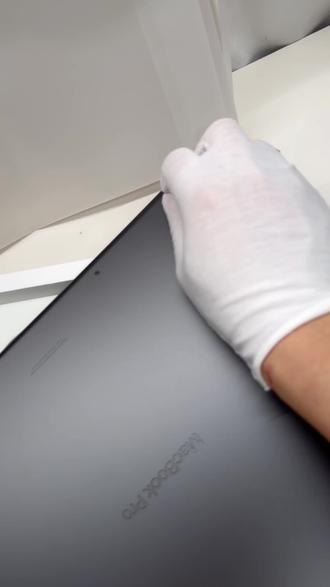 苹果新机持续调价,M5 Max入手时机刚刚好 16寸 MacBook Pro M5 Max,18核CPU+40核图形处理器,48G内存+2TB固态,设计、剪辑、AI多任务运行流畅。
美版无锁,成色接近全新,电池循环3次,电池状态良好,原装包装盒、说明书、保修凭证全套齐全,三码对应一致,全部实拍一机一图,入库全面验机。
货号:9032
#MacBookPro#M5Max#设计师电脑#影视剪辑笔记本电脑
#数码捡漏