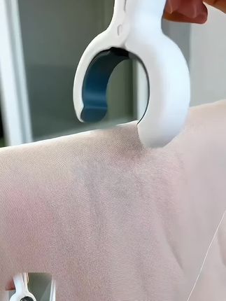 自从入手了这款防风夹再也不怕晒被子被风吹走了牢固方便内置软硅胶垫不会伤衣物被子太实用 #防风夹#实用好物 #方便实用#生活好帮手