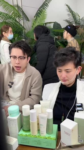 青少年必备,孩子青春期皮肤不稳定的闭眼入! #袋鼠妈妈青少年护肤三件套 #祛痘护肤