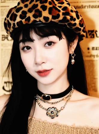 #AI千禧豹纹摆拍 #抖音ai创作