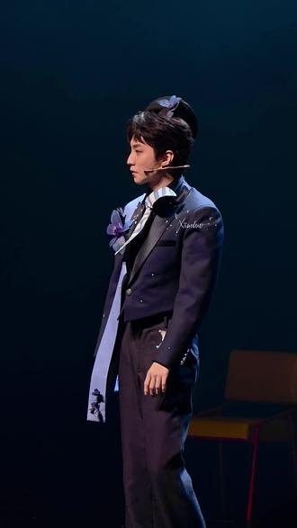 王俊凯话剧《趁世界还年青》2025/12/11谢幕全程
存档一个无敌爆炸帅的托马斯小凯~
#王俊凯 #王俊凯话剧 #趁世界还年青王俊凯 #话剧谢幕