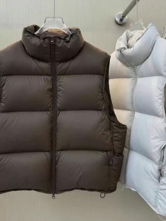 95白鸭绒 女士羽绒立领马甲 纯色厚实坎肩 宽松保暖 冬款女装