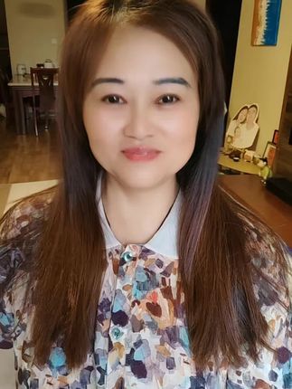 生活的幸福感,不是富足,而是🈵足,简单多一点,开心多一点#室内客厅背景 #橱窗迎春暖心购