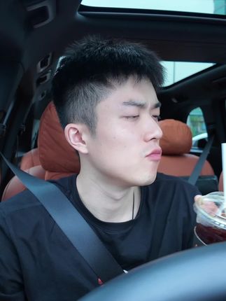 早餐很好吃 就是太早了#冰美式 #生命力顽强的鱼 #记录每一天