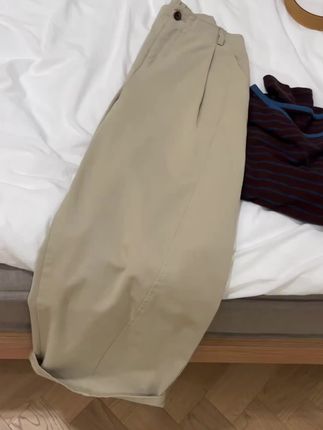 孕妈们别错过!这条日系气球裤太懂孕妇了,慵懒氛围感拉满,好看又舒服,穿着超自在~#孕妇裤#孕妇休闲裤#孕妇阔腿裤#孕期穿搭#早秋穿搭