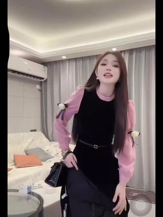 【黑粉玫瑰】法式千金风高级感撞色黑丝绒连衣裙#谁穿都好看穿搭 #气质女神范儿