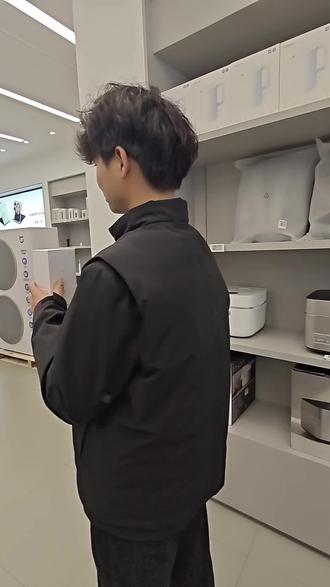 📢 移动特惠:小米红米15R 8+256G AI手机
官网1899,现在只要:
🔸 买断:1200元(套餐29起)
🔸 0元购机:每月43元×36个月
带身份证+银行卡即可现场办理!
正品保障,性价比超高~