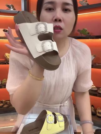 满钻新款博肯女鞋#新中式国风复古气质 #简约干练风 #新中式的颜色搭配