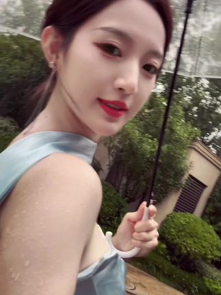 爱是自卑弃暗投明的时刻 #戚羽佳 #白月光 #高干文 #金丝雀