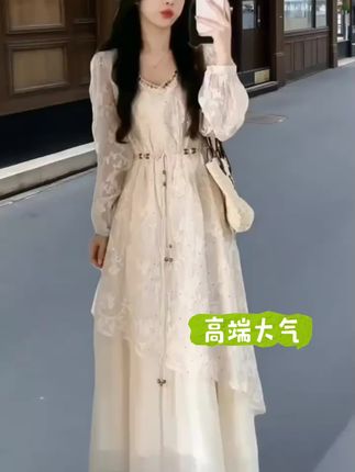 #创作灵感 #气质仙女裙穿搭 #新款连衣裙 #女神穿搭