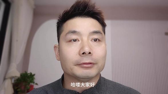 戴森越用风量越小、高温停机,根源全在这里 #真实生活分享计划 #戴森维修 #戴森吹风机保养 #家电深度清洁 #高温报警故障
粉丝高频反馈:戴森吹风机红白灯闪烁、几分钟自动断电,冷却后又能用。全程拆解深度清洁,电机缠发+滤网堵塞是元凶,自己动手就能修复,恢复新机风量。