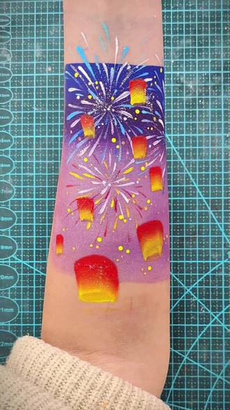 告别2025迎接2026✨
烟花孔明灯彩绘 一起许个跨年心愿吧#彩绘 #跨年烟花 #烟花 #孔明灯 #烟花彩绘