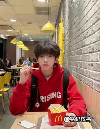 音频是拿快名字“铭帝就是比担牛”快手号“wjx_cjm_0517_0911“这个老师的#陈浚铭 #陈浚铭四代唯一纯血门面 #江昕乐 #火火火