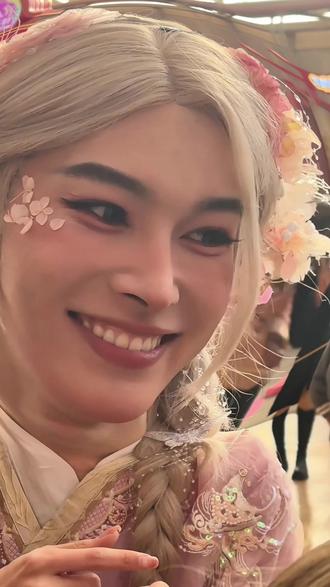 #邰老板 #天津欢乐谷#心动乐园#闪耀冰雪节 宋丹丹接班人~