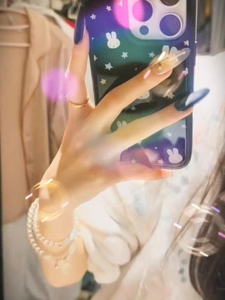 #黑边炫彩星星适用苹果15Pro手机壳13硅胶XSMax/xr/12女16/14p套