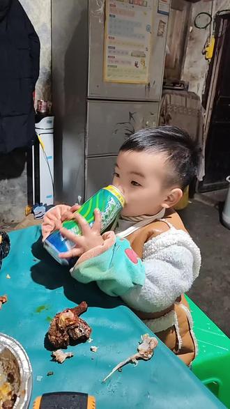 无法获取数据,请稍后再试