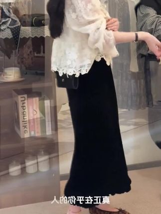 秋季一整套女装2025新款韩版蕾丝拼接圆领显瘦衬衫高腰半身裙套装#高级感穿搭 #衬衫穿搭 #半身裙搭配 #秋季新款 #显瘦套装穿搭