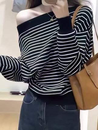 大码遮肚子一字领露肩长袖针织衫女春秋胖妹妹宽松显瘦条纹打底衫#今日穿搭 #拍照姿势 #每日推荐 #爱了爱了 #实体穿搭