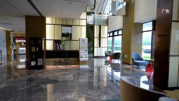 还在为年底聚餐发愁吗?高新欢乐购千元消费券等你抢,拼手速的时候到了!#年惠迎新企聚高新 #2025高新欢乐购 #苏州消费券 #新年快乐 #聚餐聚会