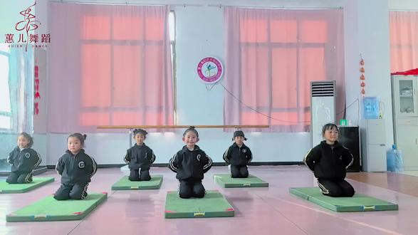 #中国舞课堂 汇报课结束的感恩舞蹈《我妈是世界上最好的妈》完整版#少儿舞蹈课堂 #感恩父母 #汇报课结束舞蹈 #蕙儿舞蹈