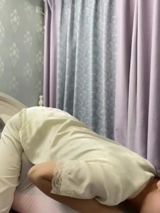 多功能床上趴睡枕懒人神器俯卧位趴枕头趴着睡觉玩手机男女趴枕垫。#趴睡枕 #床上用品 #好东西一起分享 #懒人神器 #情侣日常