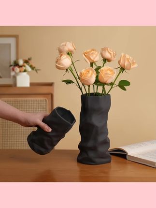 #花瓶 创意陶瓷褶皱花瓶摆件客厅桌面插花装饰简约干花花器 #褶皱花瓶 #花器 #插花装饰 #家居饰品