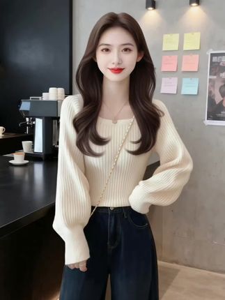 灰色短款毛衣女方领内搭春秋别致短款灯笼袖上衣方领针织打底衫女  #短款毛衣 #打底衫 #针织打底衫 #灯笼袖上衣 #谁穿谁好看