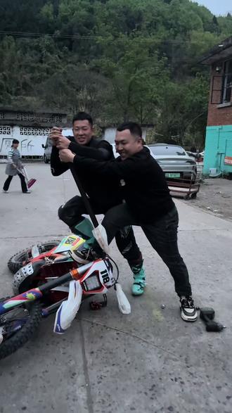 越野车把矫正技巧#救援现场 #越野摩托车