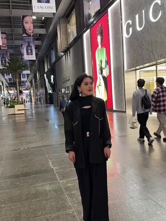 @艾娅琳Juldez