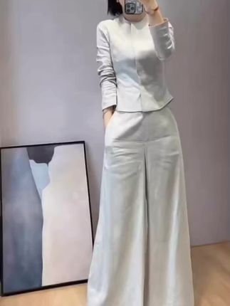 #气质穿搭 #优雅气质 #时尚洋气 #简约大气 #谁穿谁好看#