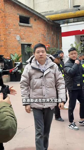 香港斯诺克大奖赛火爆开赛咯!中国军团共10人入围,今晚还有丁俊晖、吴宜泽等出战,后续赛程:2月5日16强、6日1/4决赛、7日半决赛、8日决赛,冠军奖金18万英镑#斯诺克 #香港斯诺克大奖赛 #丁俊晖 #赵心童 #香港