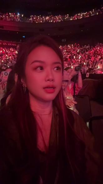 #汪苏泷 #演唱会 Day2#澳门 🇲🇴 我们的二月在跟我的大明星合唱的这首「慢慢懂」完美收官!三月一定会更好!#万人合唱 2026.02.28